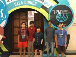 US Physics Team at 2017 IPHO 