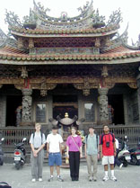 02Team3.jpg